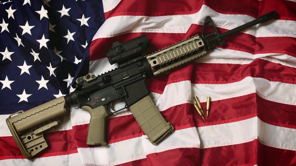تراخيص امتلاك السلاح في أمريكا