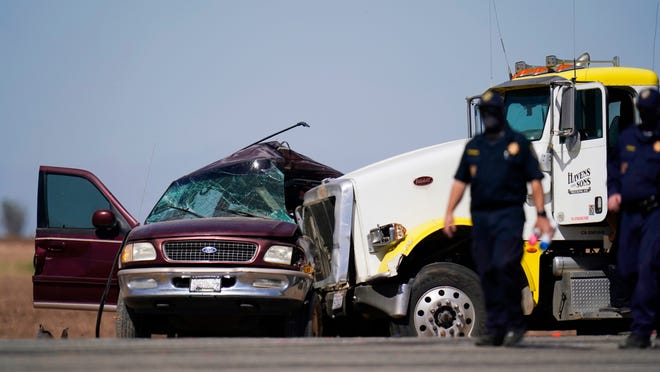 تكساس: 10 قتلى بعد تحطم شاحنة تقل مهاجرين