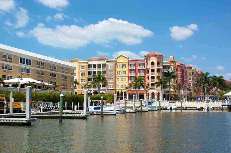 عطلة سياحة في فلوريدا .. ما هي أفضل المنازل التي يمكن تأجيرها