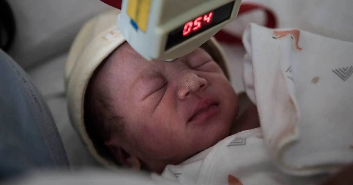 مستشفى في نيويورك يوقف ولادة الاطفال بسبب رفض الموظفين تلقي لقاح كوفيد 19