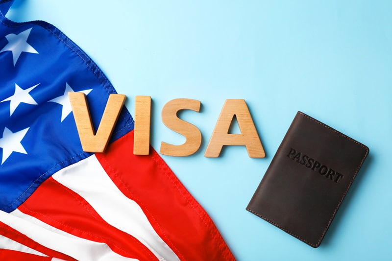 التأشيرات التي تسمح بالحصول على فرص عمل طلابية